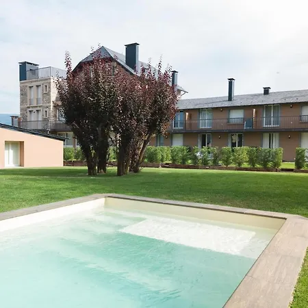 New Construction Penthouse With Pool And Wifi Osseja